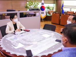 안산시의회, 한국외식업중앙회 안산시 단원지부 관계자 면담 기사 이미지