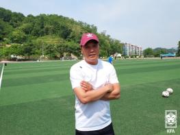 천안축구센터U18 김종현 감독 “건강한 팀을 만들고 싶다” 기사 이미지