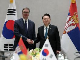 윤석열 대통령, 유엔총회 계기 세르비아 대통령과 정상회담 개최 기사 이미지