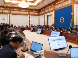 이재명  대통령 '물가 관리 위해 최선 다해 달라' 기사 이미지