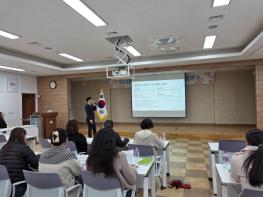 청도교육지원청, 2026학년도 학교급식 기본방향 전달연수 및 주요사업 설명회 개최 기사 이미지