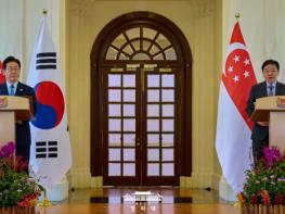 한-싱, FTA 개선 협상 개시 합의…소형원전 협력 MOU 체결 기사 이미지