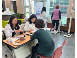 완주군 보건지소 경로당서 기초 건강 측정, 구강, 식습관, 한의약 상담 기사 이미지