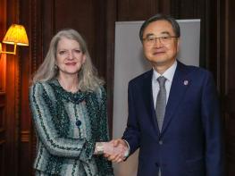 조현 외교장관, 美 국무부 정무차관 접견 기사 이미지