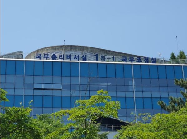 한성숙 국무총리, 신촌 대학가 원룸 밀집지역 및 홍제동 행복기숙사 방문 기사 이미지
