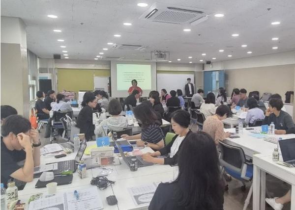경기 직업교육, 인공지능(AI) 대전환 시동! 지식 전달 교사에서 인공지능(AI) 학습 설계자로…  기사 이미지