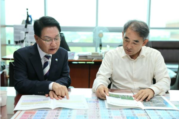심덕섭 고창군수, 2027년 국가예산 확보 및 현안사업 건의를 위한 국회 방문